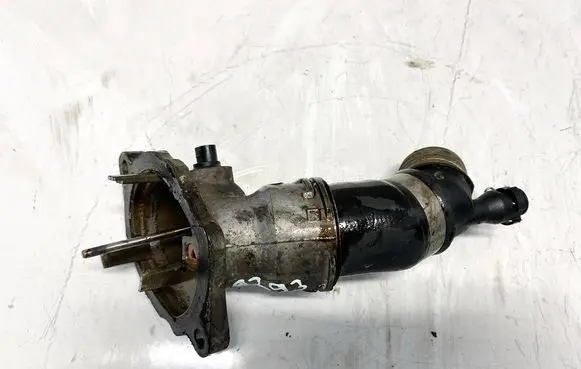 Mercedes-Benz CLS C219 Engine coolant pipe/hose