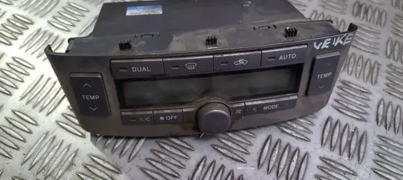 Toyota Avensis T250 Climate control unit 5590005170