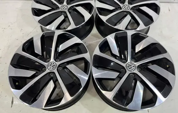 Volkswagen Arteon R19 alloy rim 