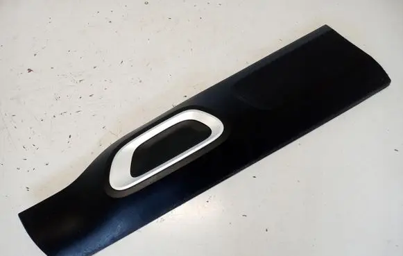 Front door trim (molding)