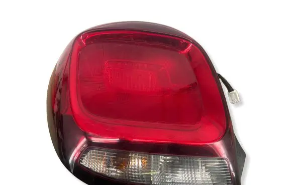 Citroen C1 Rear/tail lights 81339002 P215W