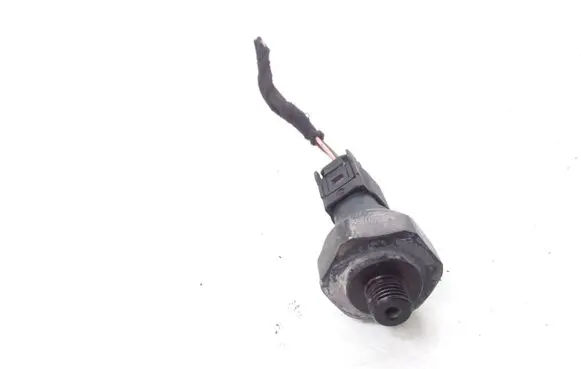 Mercedes-Benz B W245 Air conditioning (A/C) pressure sensor A0045429018
