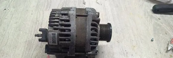 Renault Scenic III - Grand scenic III Generator/alternator 231000024R
