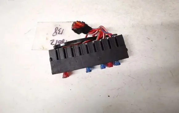 Audi A6 S6 C6 4F Fuse box set 4d0937501