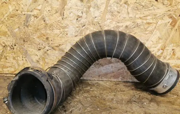 Mercedes-Benz C W204 Intercooler hose/pipe A2045280782