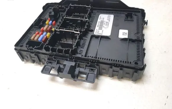 Ford Focus Fuse module JX6T15604BJH