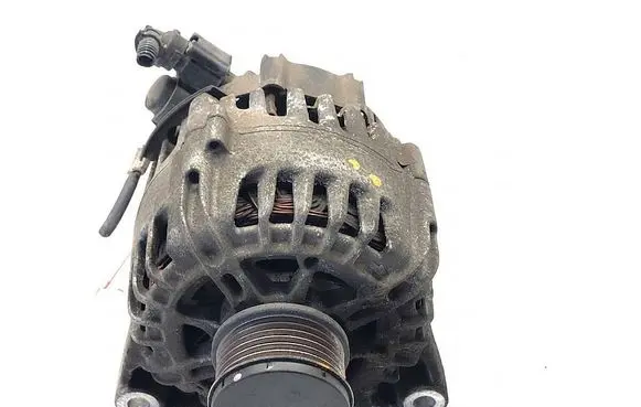 Peugeot 2008 I Generator/alternator 9818677980