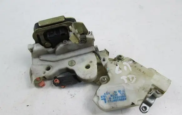 Nissan Almera Tino Rear door lock 82553BM760