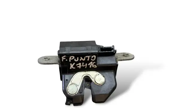 Fiat Punto (199) Tailgate/trunk/boot lock/catch/latch 55701971