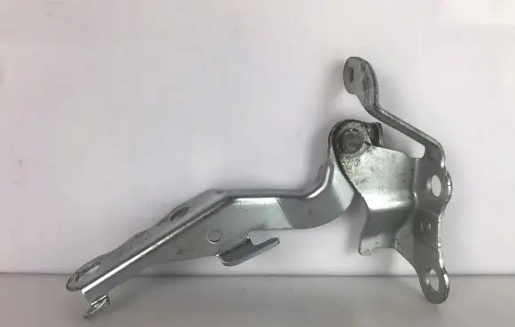 Toyota Corolla E120 E130 Engine bonnet/hood hinges