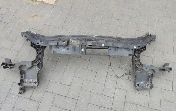 Renault Scenic II - Grand scenic II Radiator support slam panel bracket 8200137496 8200137495 47104