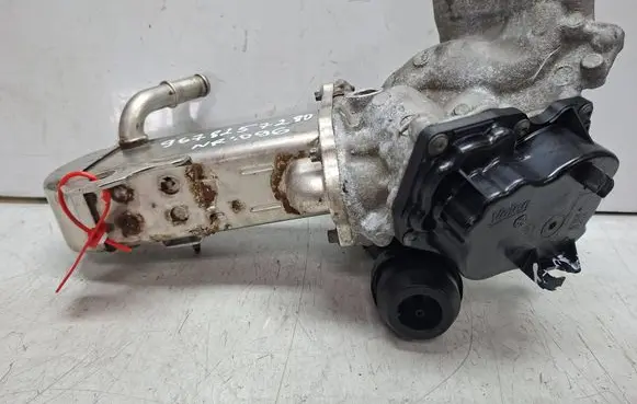 Peugeot 508 EGR valve S27610096 9678257280