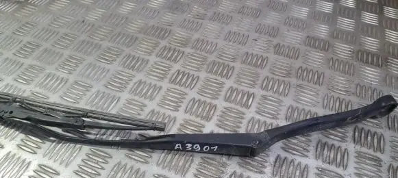 Nissan Primera Front wiper blade arm
