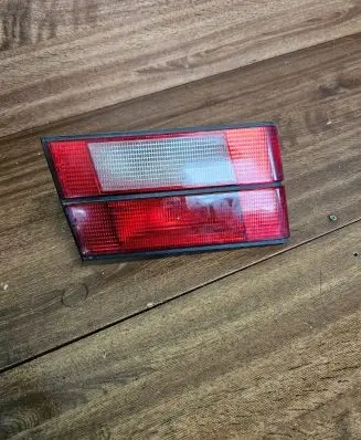 BMW 5 E34 Tailgate rear/tail lights 3374463201 83515610