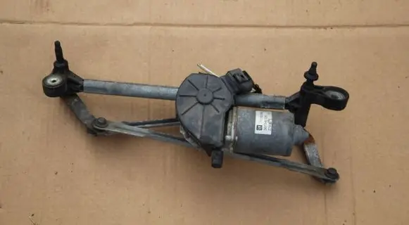 Opel Corsa D Front wiper linkage and motor 367546129