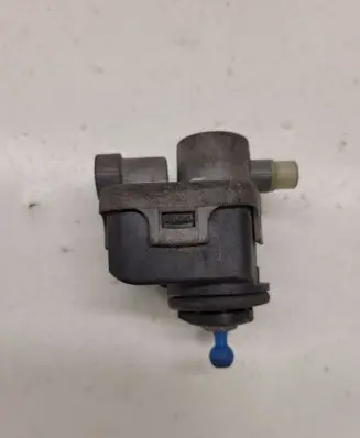 Nissan Almera N16 Headlight level adjustment motor 00787808
