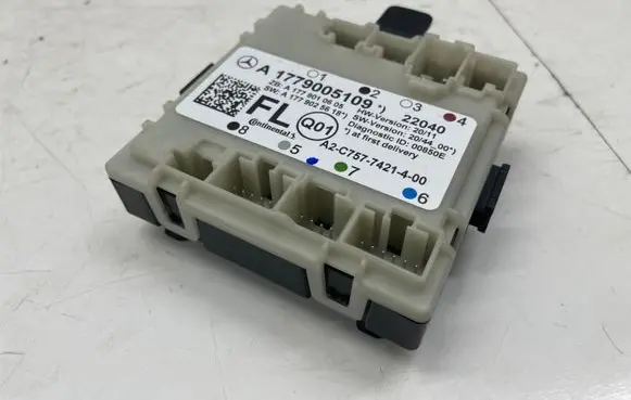 Mercedes-Benz CLA C118 X118 Door control unit/module A1779005109