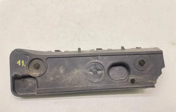 Audi A4 S4 B6 8E 8H Front bumper mounting bracket 8E0807284