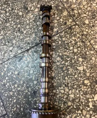 Peugeot 3008 I Camshaft V753608580