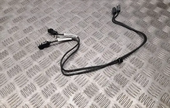 Tesla Model S AUX in-socket connector 100481508A