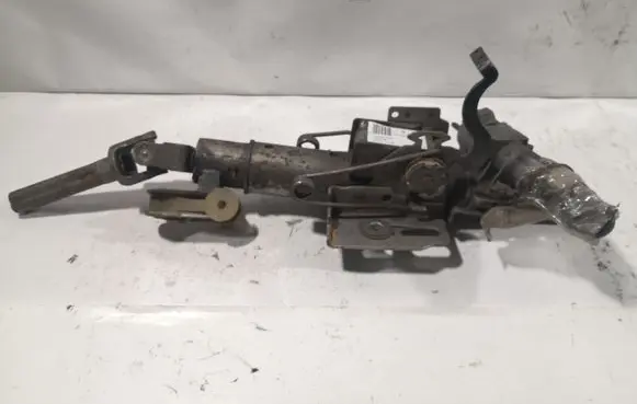 Steering wheel axle set