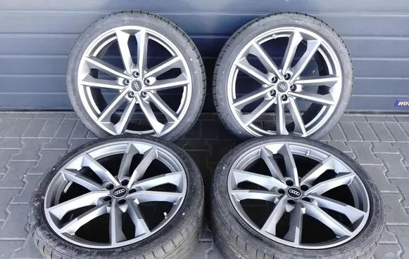 Audi A8 S8 D4 4H R18 alloy rim 4G8601025AQ