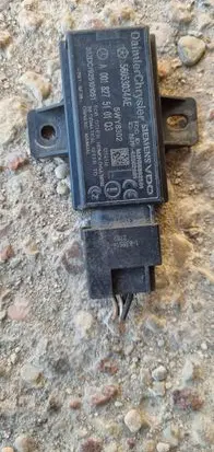 Mercedes-Benz E W211 Other relay A 001 827 51 Q3 5WY8302
