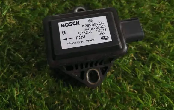 Toyota Avensis T250 ESP acceleration yaw rate sensor 0265005297 5013238