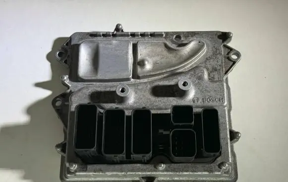 BMW 5 F10 F11 Engine control unit/module 7629420