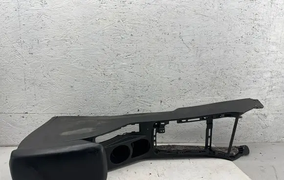 KIA Ceed Center console C04ZC11s