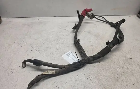 KIA Sorento Positive cable (battery) 372013E010
