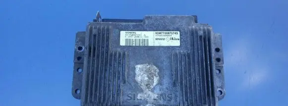 Renault Megane I Engine control unit/module s115302101a