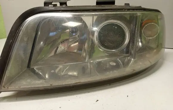 Audi A6 S6 C5 4B Headlight/headlamp