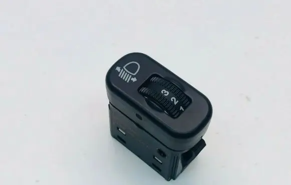 Mercedes-Benz Sprinter W906 Headlight level height control switch VW9065440131