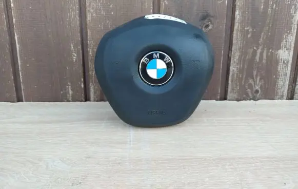 BMW 5 F10 F11 Steering wheel airbag cover 3087897