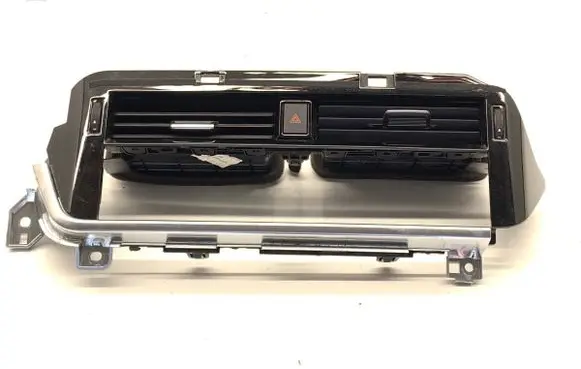 Nissan Qashqai J12 Dashboard side air vent grill/cover trim 687516RR0A