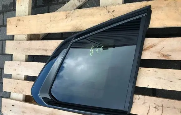 BMW X3 G45 Rear side window