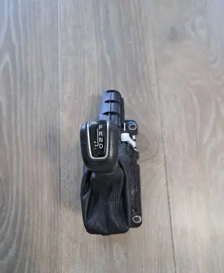 Volvo S90, V90 Gear shifter/selector P32240584