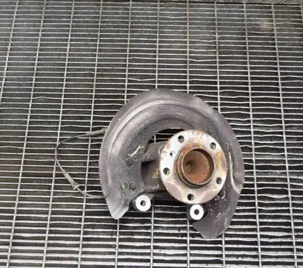 BMW 2 F22 F23 Front wheel hub 6792286