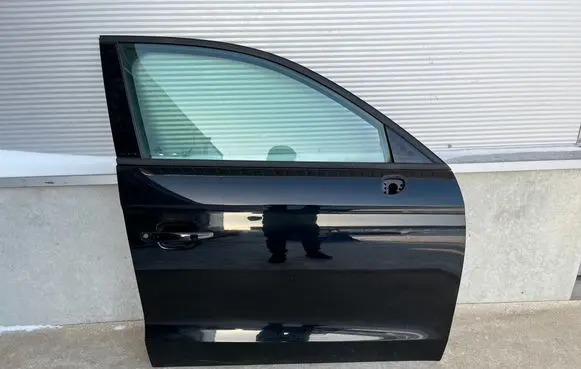 Audi A1 Front door LY9B