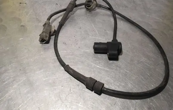 Peugeot 406 ABS brake wheel speed sensor 0265006205