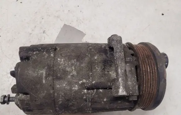 Ford Focus Air conditioning (A/C) compressor (pump) 4M5H19D629AB