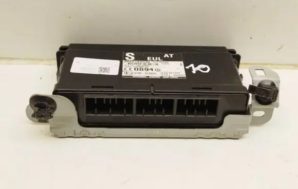 Subaru Legacy Gearbox control unit/module 88281AG530 X1T170 17013445