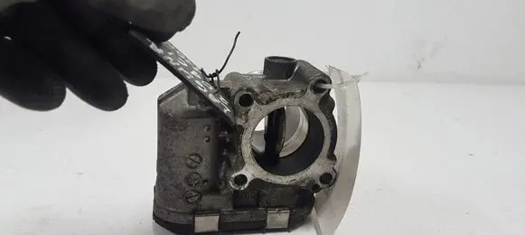 Renault Laguna II Throttle valve 0281002681 8200330810 8200330812