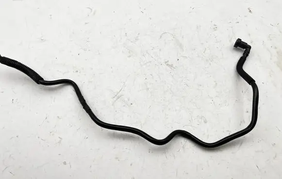 Ford Mustang V Fuel line/pipe/hose