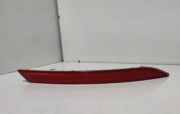 Rear tail light reflector