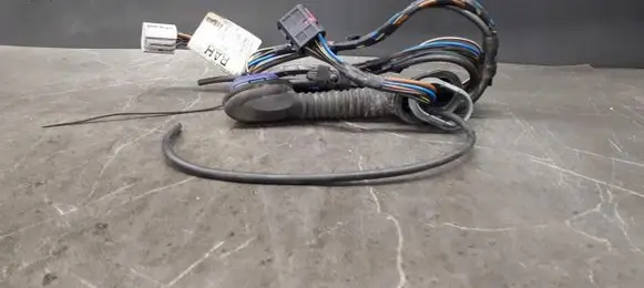 Opel Astra H Front door wiring loom/harness boot wiazka