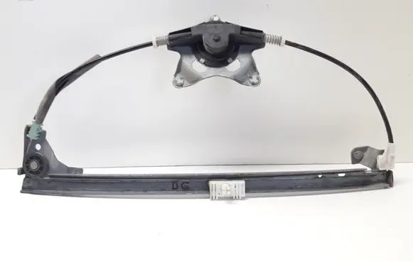 Rear door manual window regulator