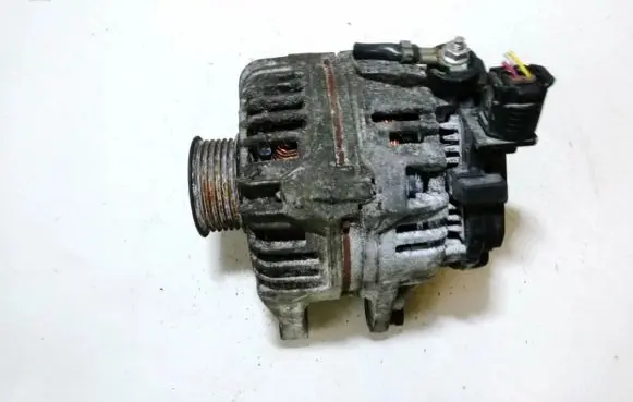 Toyota Corolla E120 E130 Generator/alternator 270600d140b 0124325079