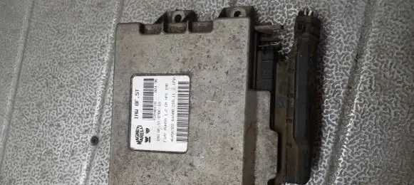 Fiat Punto (176) Engine control unit/module ECU